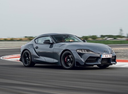 Porque los fanáticos lo pidieron, Toyota GR Supra 2022 ahora también se ofrece con transmisión manual