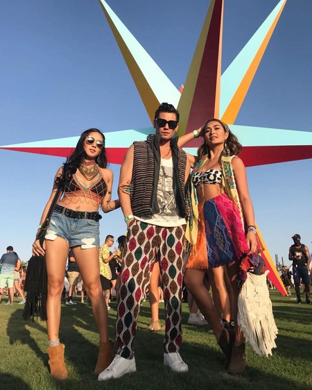 El mejor street style de la semana: así conquistaron Coachella los prints de temporada