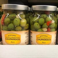 No tires los botes de aceitunas chupadedos de Mercadona y reutilízalos para iluminar con gusto la terraza o el jardín sin gastar electricidad