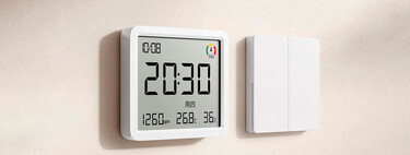 Xiaomi mete un sensor de CO₂, una pantalla de 3,6 pulgadas y un año de autonomía en un aparato diminuto que cuesta menos de 15 euros 