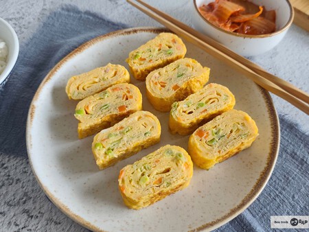 Gyeran mari, cómo hacer el delicioso rollito de tortilla coreano con verduras