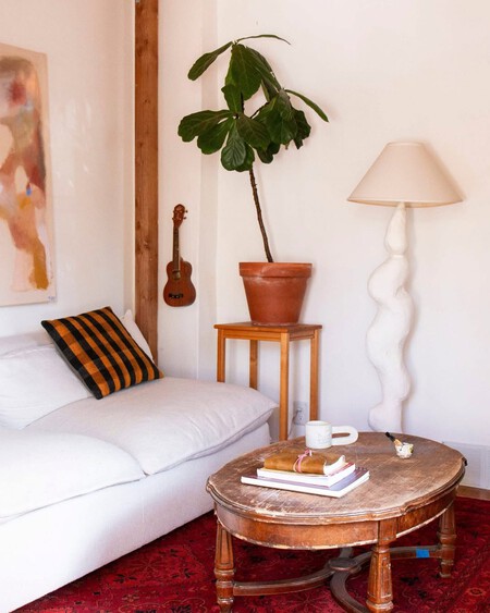 Giannes Tidy Totes 1100 Square Foot Seattle Loft Is A Charming Craftsman Home With A Storybo