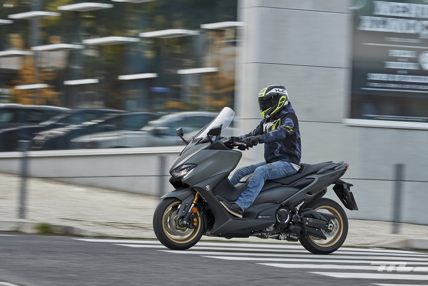 Usar la moto durante el estado de alarma por coronavirus: restricciones, multas, cobertura del seguro y mucho más