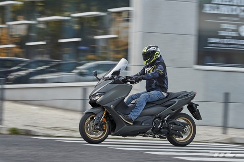 Usar la moto durante el estado de alarma por coronavirus: restricciones, multas, cobertura del seguro y mucho más