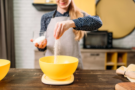 Azúcar libre y azúcar añadido, cuáles son sus diferencias y por qué no son saludables en la dieta