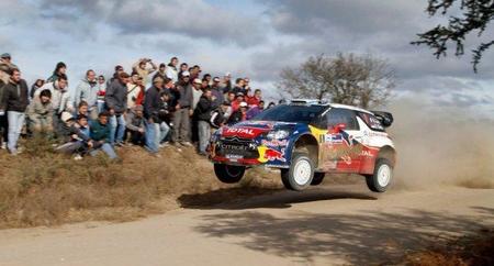Rally de Argentina 2011: Sébastien Ogier comete un grave error y le regala la victoria a Loeb