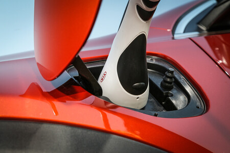 Las ventas de coches se estrellan en agosto de 2021