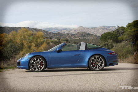 Probamos el Porsche 911 Targa 4S y estas son las siete claves para amarlo (u odiarlo)