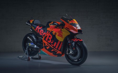 KTM pone a la venta dos unidades de la RC16, su moto de MotoGP de 2019, por un precio de 288.000 euros
