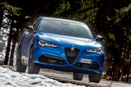 Alfa Romeo Stelvio 2023