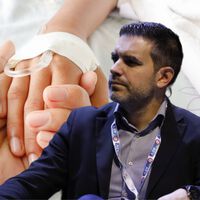 Iván Sanz, virólogo: "La gripe no es un catarrillo, el niño puede acabar en el hospital" 