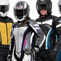 Europa quiere más leyes de protección obligatoria en las motos. El primer paso es una encuesta para moteros 