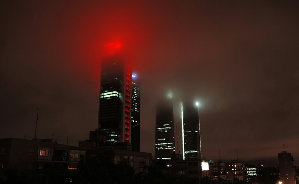 Las Big Four recortan la contratación de recién graduados: hasta un 20% menos de júniors porque la IA podrá hacer su trabajo 