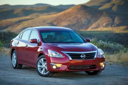 Nissan promete grandes cambios para el nuevo Altima 2016