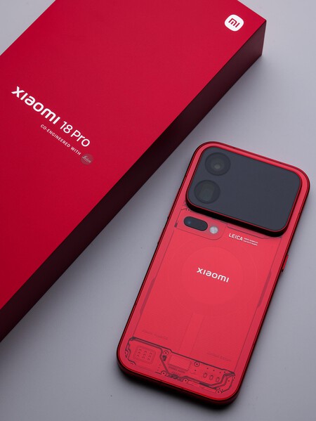 Xiaomi 18 Pro Transparent Exploration Edition