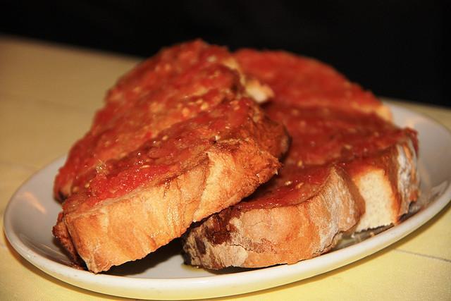Pan tumaca