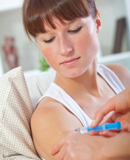 ¿No has pasado la varicela y tienes pensado tener hijos? Ve a tu médico y pídele la vacuna