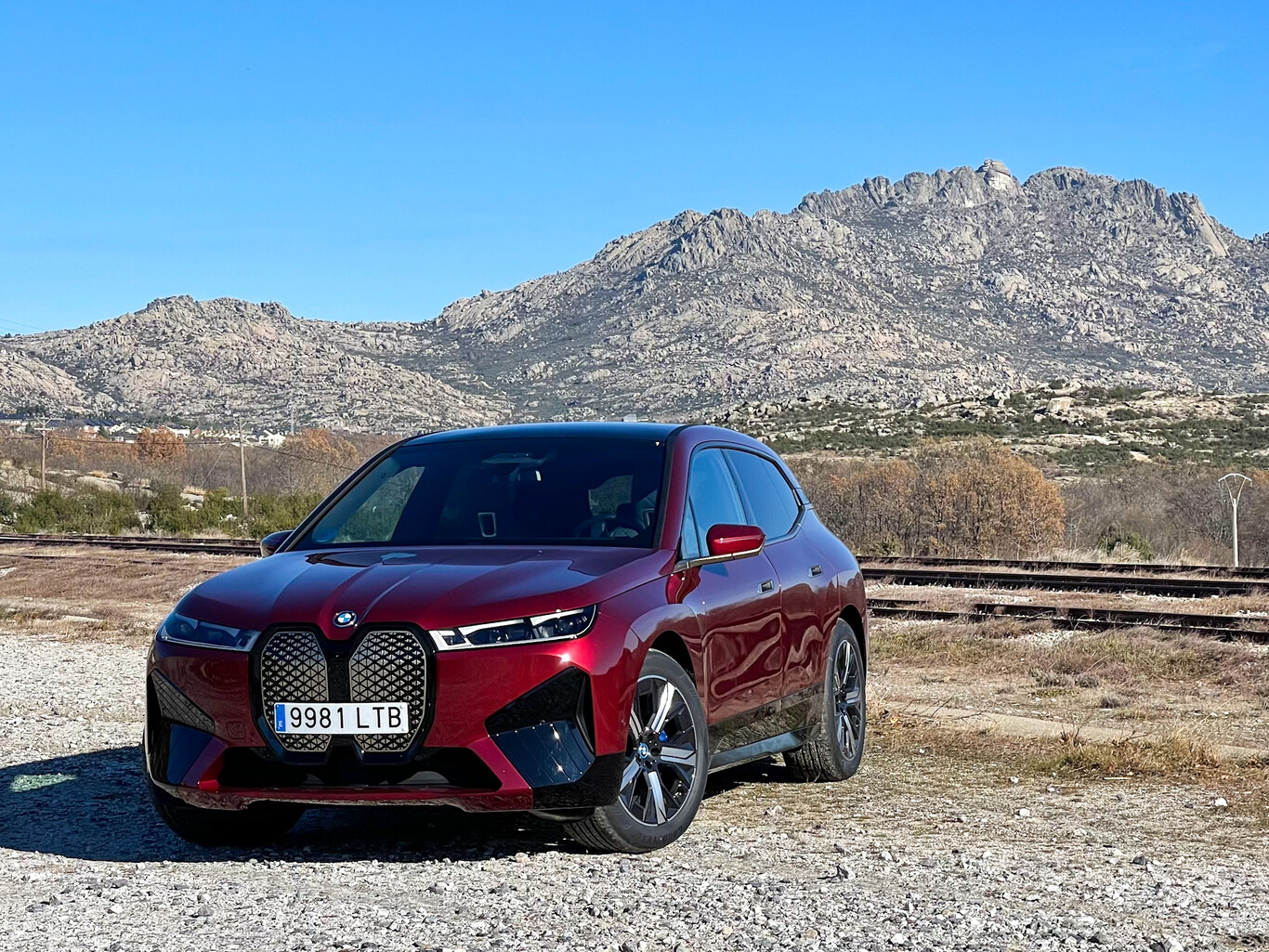 Probamos el BMW iX: un revolucionario BMW eléctrico que escribe un nuevo capítulo en el futuro electrificado de la marca