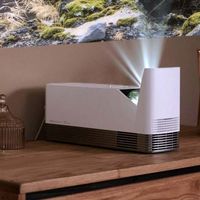 El nuevo proyector láser de tiro corto de LG promete más luminosidad y 100 pulgadas a 12 cm de la pared