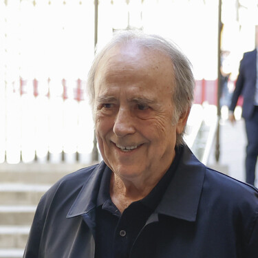 La reflexión de Joan Manuel Serrat, cantante, a sus 82 años, sobre la crianza: "Los hijos aprenden poco de las palabras; sólo sirven tus actos y la coherencia de estos con las palabras" 
