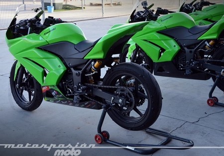 Kawasaki-ninja-experience-noyes-camp