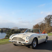Aston Martin anuncia una conversión eléctrica reversible para sus coches clásicos con este Heritage EV