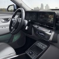 El jefe de diseño de Hyundai piensa igual que tú: sus coches seguirán teniendo botones porque las pantallas son más peligrosas