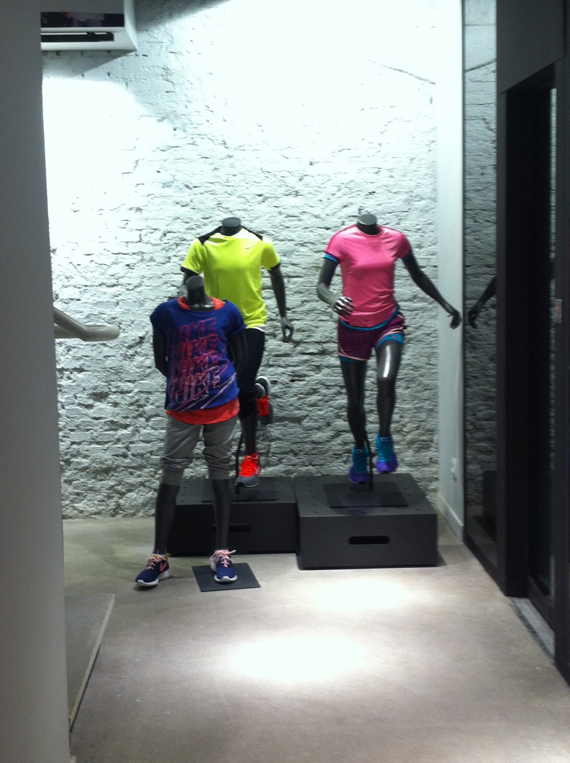 Foto de Nike Store Serrano (17/17)