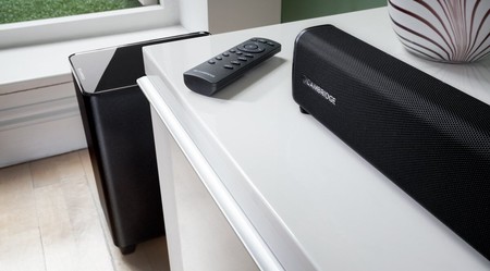 Cambridge actualiza su barra de sonido, la Cambridge TVB2, añadiendo conectividad sin cables y un audio mejorado