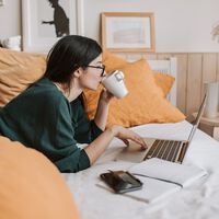 Siete malos hábitos que hacía de forma inconsciente y bloqueaban mi productividad. Cambiarlos transformó mi rutina