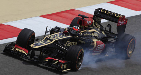Kimi Raikkonen marca el mejor tiempo en los libres del Gran Premio de Baréin