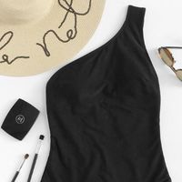 El bañador que no te quitarás este verano solo te costará 11,95 euros 