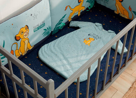 Dulces sueños: cómo elegir el saquito de dormir de tu bebé perfecto para cada época del año