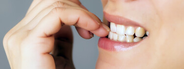 Todos los daños a largo plazo que no conocías del hábito de morderse las uñas  