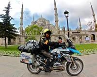 Embajada Samarcanda. Estambul y Semra, la tatuadora