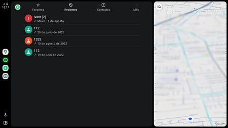 Android Auto 上の Samsung スマートフォン。アイコンを除けば、機能は Google Phone とまったく同じです。