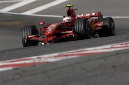 Los Ferrari comienzan fuerte en Fuji