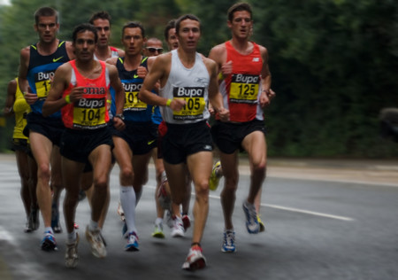 Empezar despacio y acabar esprintando: mi táctica favorita en las carreras