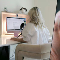 Si tu Instagram también se ha llenado de influencers hablando de IA, no estás solo: las Big Tech los están comprando