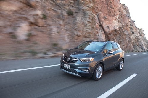 Manejamos el Buick Encore 2017: Compacto y muy divertido