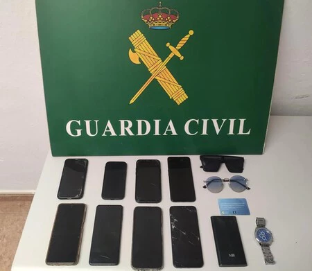 カナリア諸島で盗まれた物の一部を民間警備隊が特定