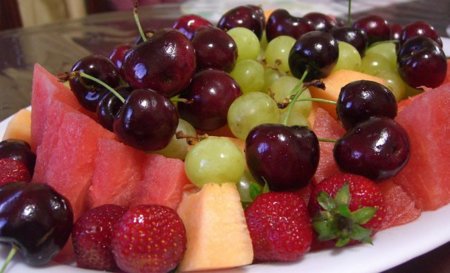 El 30% de los españoles no hace ejercicio y el 28% no consume frutas