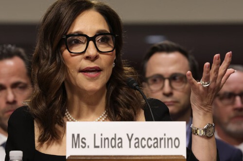 Linda Yaccarino falando