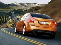 Volvo aumenta la eficiencia de las versiones T3 y 1.6D automáticas