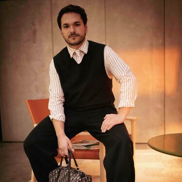 Álvaro Toledo, experto en decoración: "Una buena cortina siempre es mejor, pero también puedes conseguir el mismo aspecto con opciones más baratas de tiendas como Ikea"