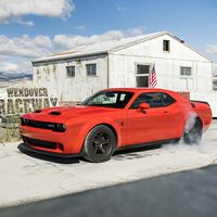 La enésima versión del Dodge Challenger SRT se llama Super Stock, y es casi un Demon de 818 CV a precio de BMW M2