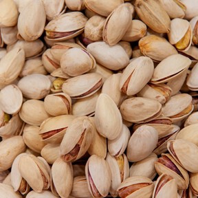 Todo el mundo tira las cáscaras de pistacho, pero son un tesoro para las plantas de casa