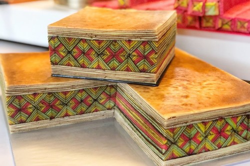 La fascinante geometría de los pasteles más complejos de Malasia