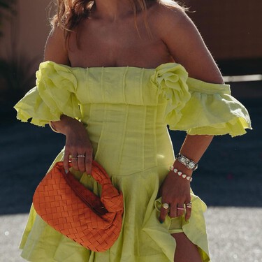 Estos siete vestidos que fichamos en las rebajas de H&M son tendencia viva este verano  
