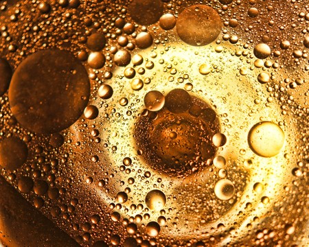 El agua es el nuevo oro líquido, y los que toman posiciones estratégicas en ella son los que menos agua tienen